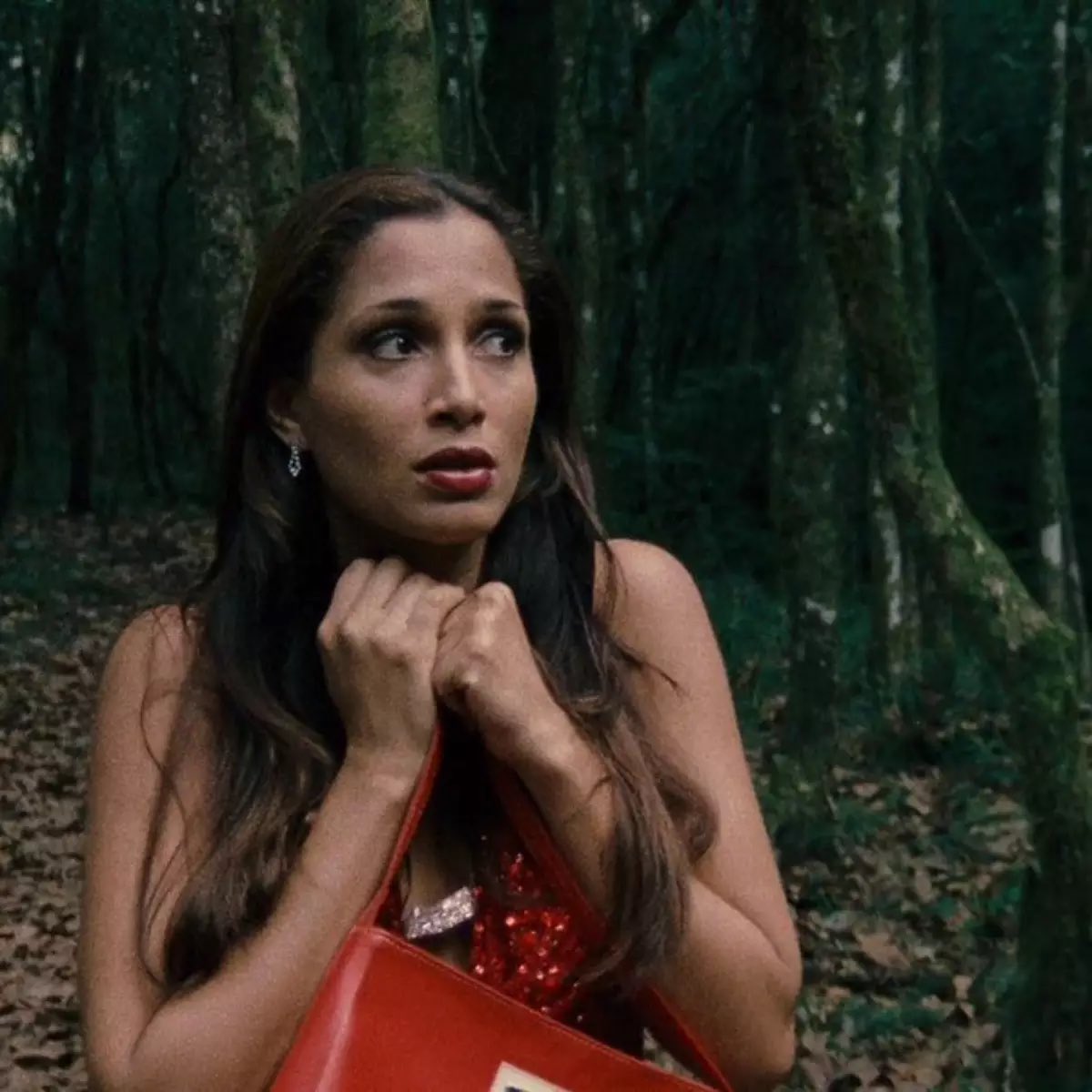 giu_palumbo1's tweet image. Seguindo a lógica, a próxima brasileira a ganhar o Globo de Ouro é Camila Pitanga