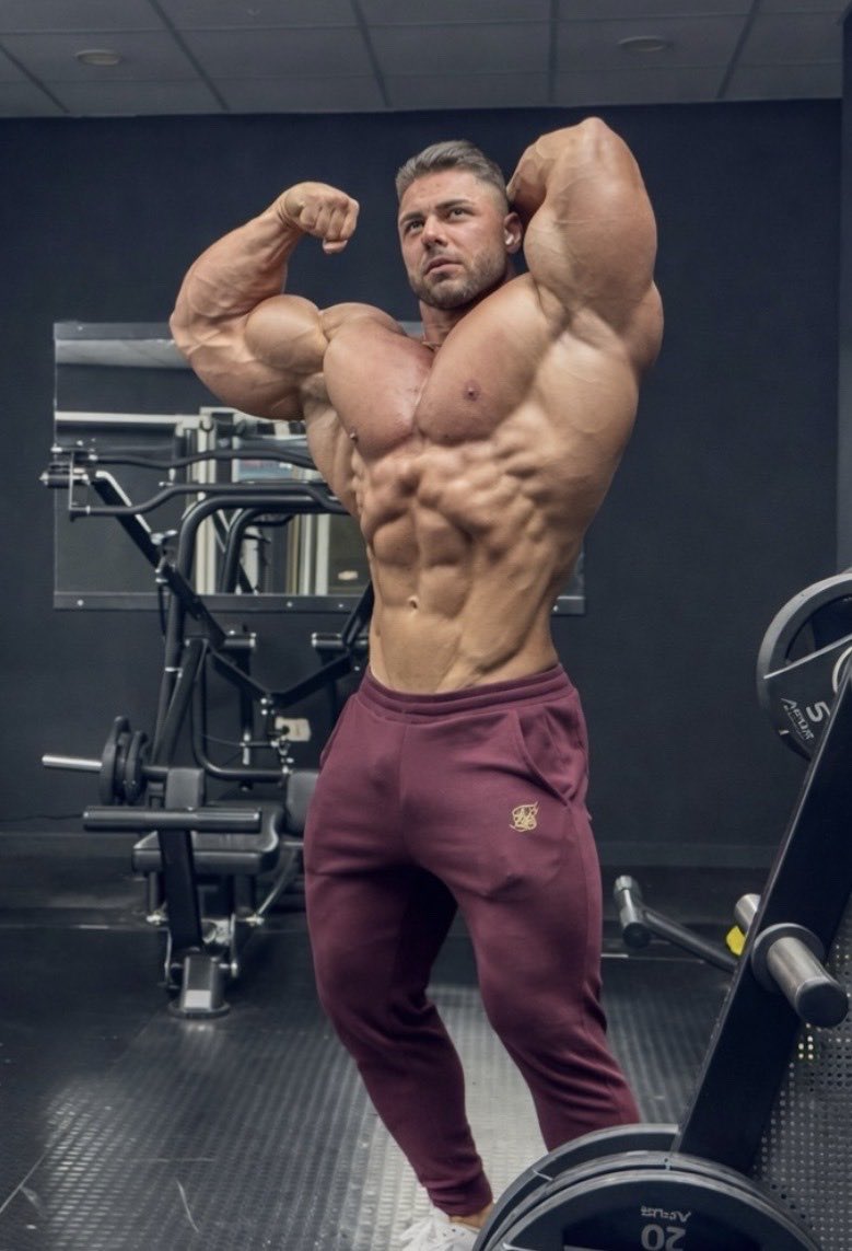 SMaks_1988's tweet image. 