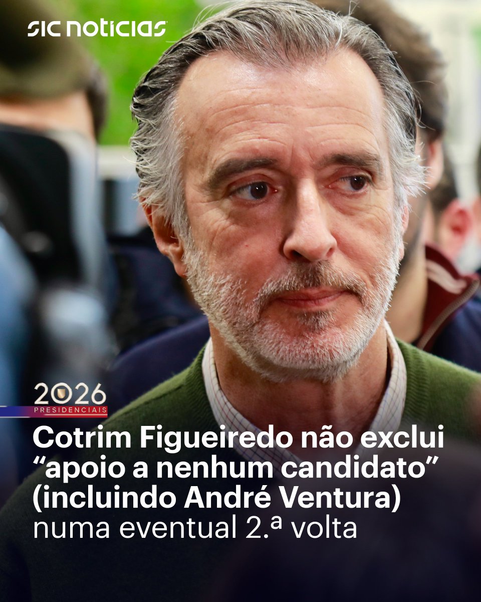 SICNoticias's tweet photo. Num cenário de segunda volta, o candidato João Cotrim Figueiredo não exclui nenhum candidato para apoiar. Mas, caso seja ele próprio a passar, diz que não vai precisar do apoio dos restantes candidatos da direita. 
Saiba mais aqui: https://t.co/mAE5odZRk9 https://t.co/fUN3gYCqXS