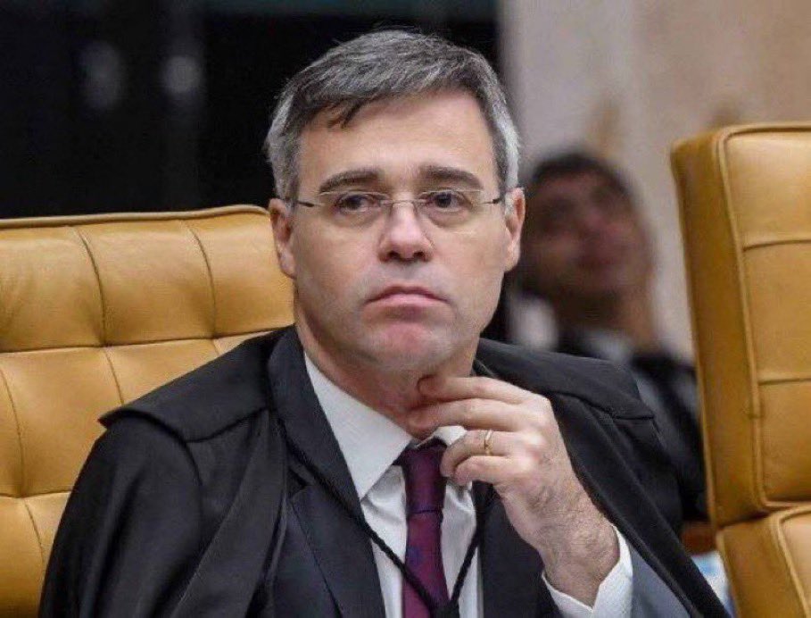 NewsLiberdade's tweet photo. 🚨VEJA - Nunes Marques assumirá a presidência do TSE e André Mendonça, a vice-presidência, de onde comandarão as eleições de 2026 https://t.co/1AR9a7ic99