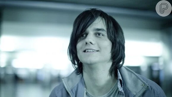 Coelho_Zambeta's tweet photo. @chelosnaiper Sou fã do Wagner desde a época que ele cantava no my chemical romance https://t.co/E66xTo3Asx