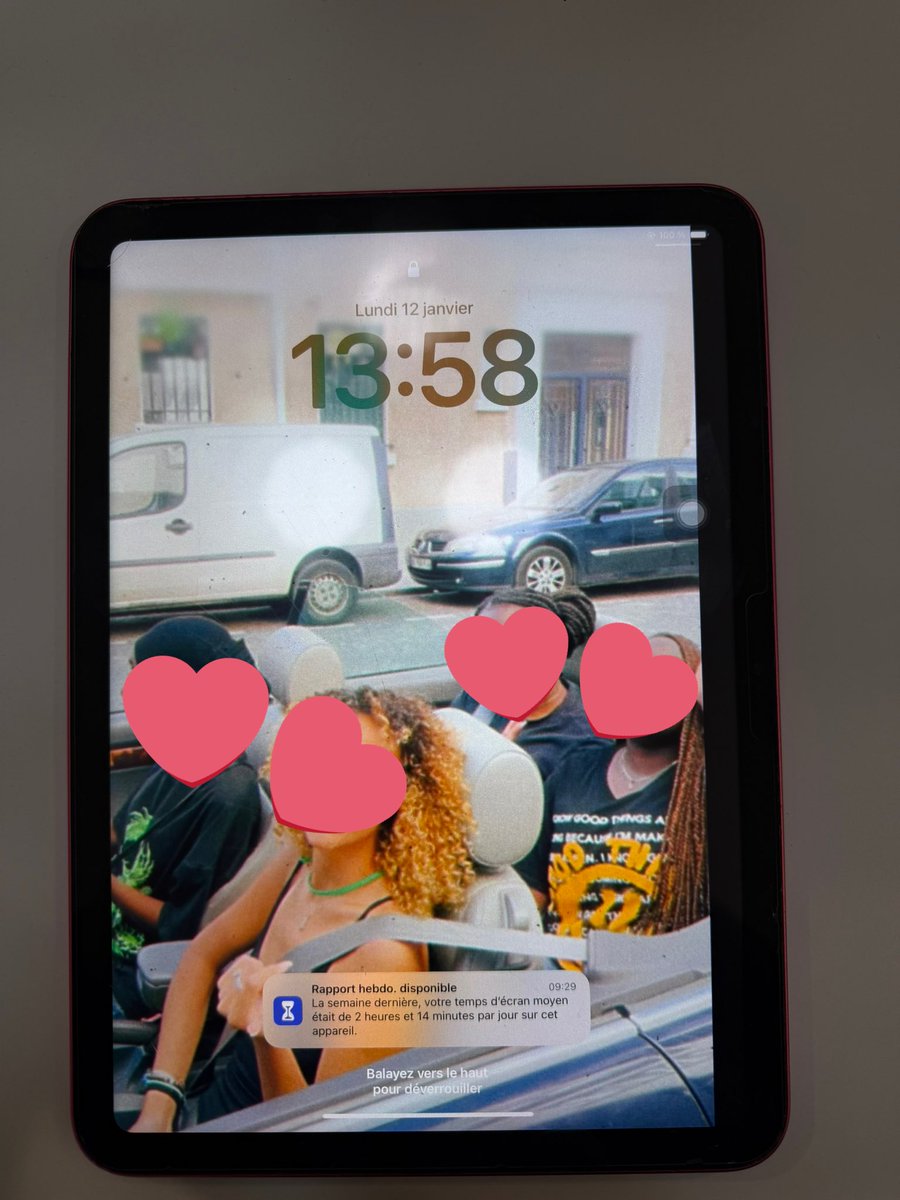 THUGGA0075's tweet image. si t’as perdu ton Ipad le dimanche 11JAN 2026 à l’aéroport Charles de Gaulle, merci de bien vouloir me contacter en privé. RT appréciés