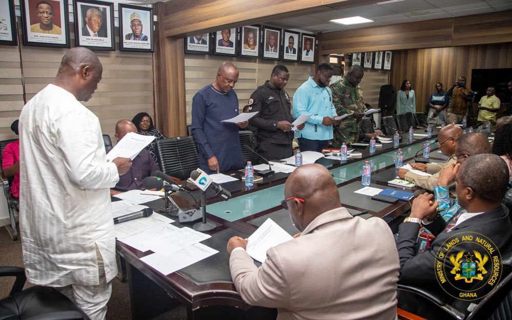 Press Mltimedia tweet media