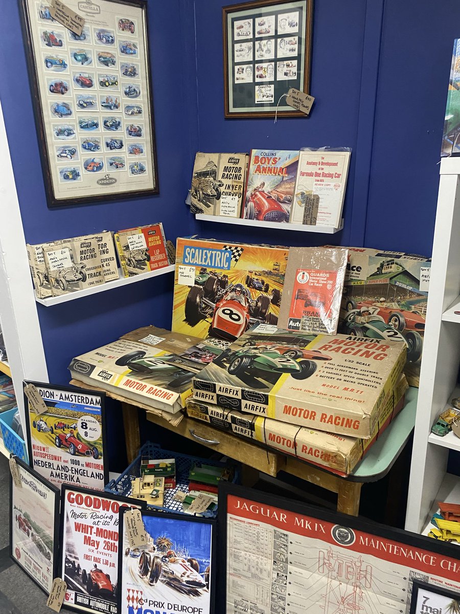 Phil Duffy - author, writer - occasional kitman📚 tweet media