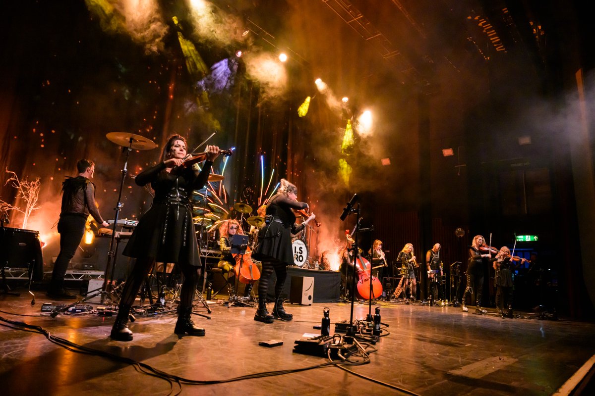 O2GuildhallS's tweet photo. When rock meets orchestra at #O2GuildhallSouthampton with #LondonSymphonicRockOrchestra 🎸

📸 @Mark_Holloway 

O2 Guildhall Southampton - 10.01.2026 https://t.co/ugtDN8nC3w