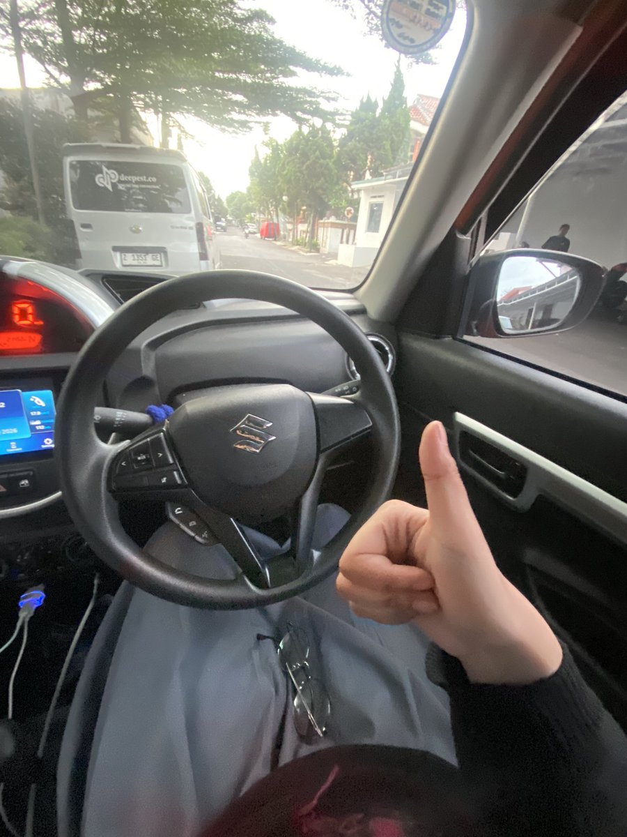 threcently's tweet image. siap menjemput passenger princess