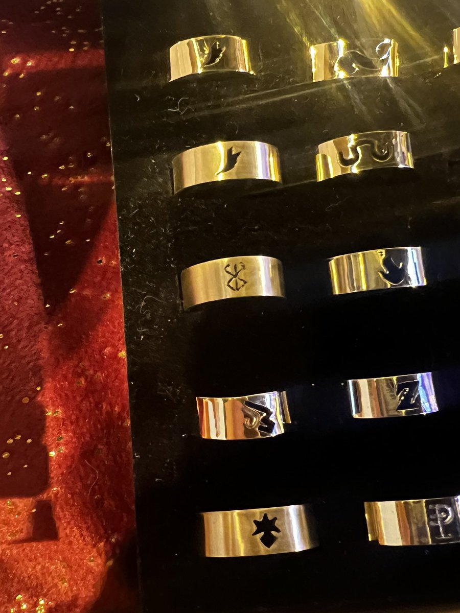 Pezzy 𒉭🎋 tweet media