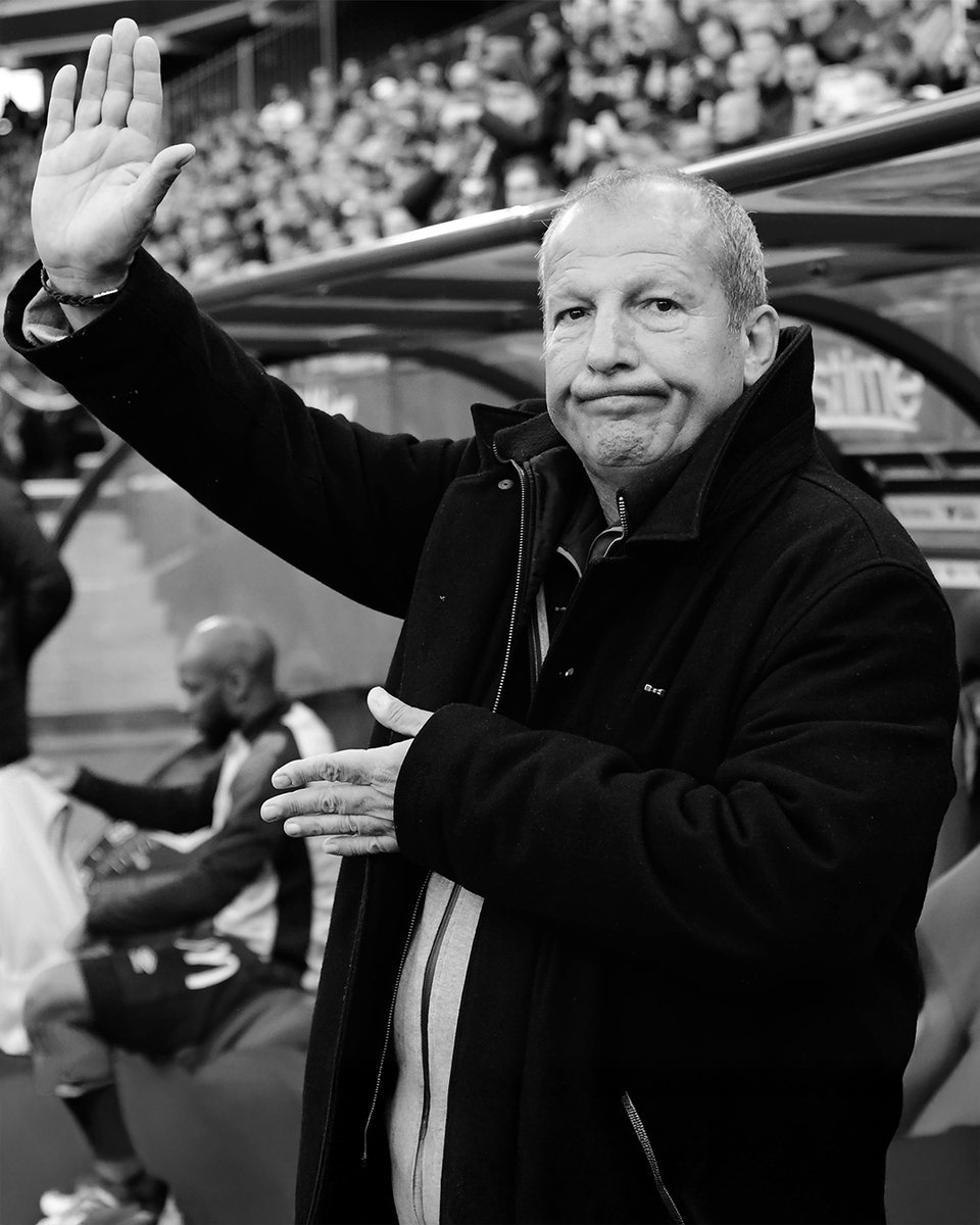 Plus qu'une figure ou une personnalité, c'est un personnage unique qui a quitté la scène du football français aujourd'hui. Rolland Courbis s'est éteint à l'âge de 72 ans. 

La FFF présente ses plus sincères condoléances à sa famille et à ses proches.