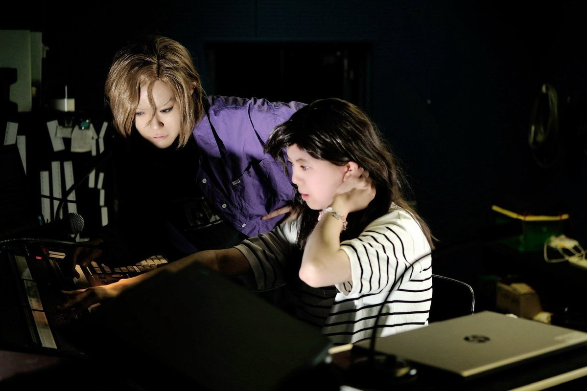 minazuki_5201's tweet image. 〖A3!/監督〗

秋組の皆の為にできる事...

万里→作耶さん(@398yume393)
📸→フォーカスさん(@luiarlu)
#0111秋組ポートレートwithKITSUNE
#かんちゃんコスプレ記録