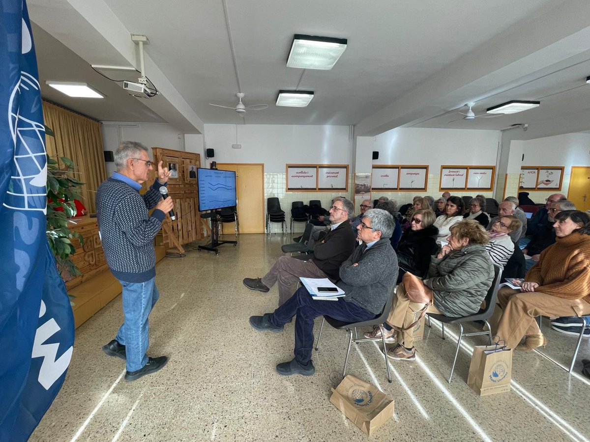 Mans Unides Vallesos tweet media