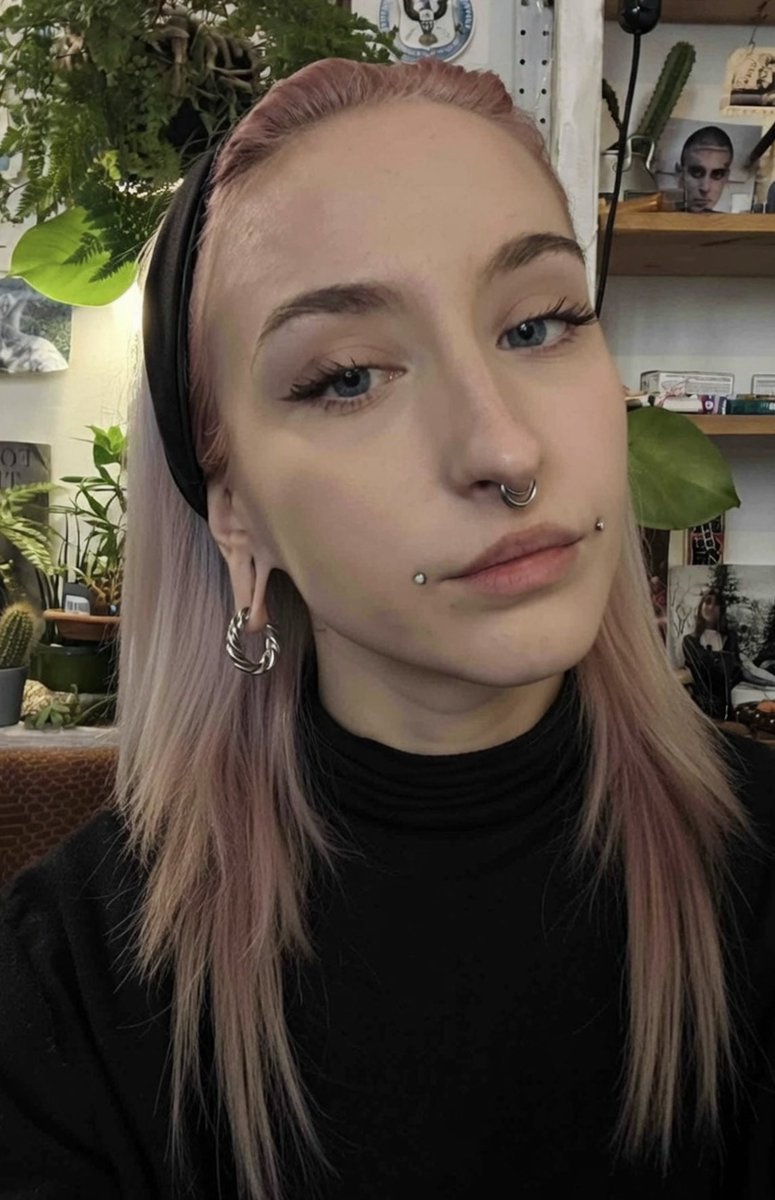 sticazzig's tweet image. Finalmente rosa ♡