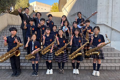 KaiseiJuniorEns's tweet image. 本日はStudent jazz festival 2026（昭和音楽大学テアトロジーリオショウワ）に出場しました。その結果報告です。

Super Blue Birds：理事長賞・優秀賞
優秀プレイヤー賞（S.Sax、T.Sax、Tp、Ds）
優秀セクション賞（Saxセクション、Rhythmセクション）