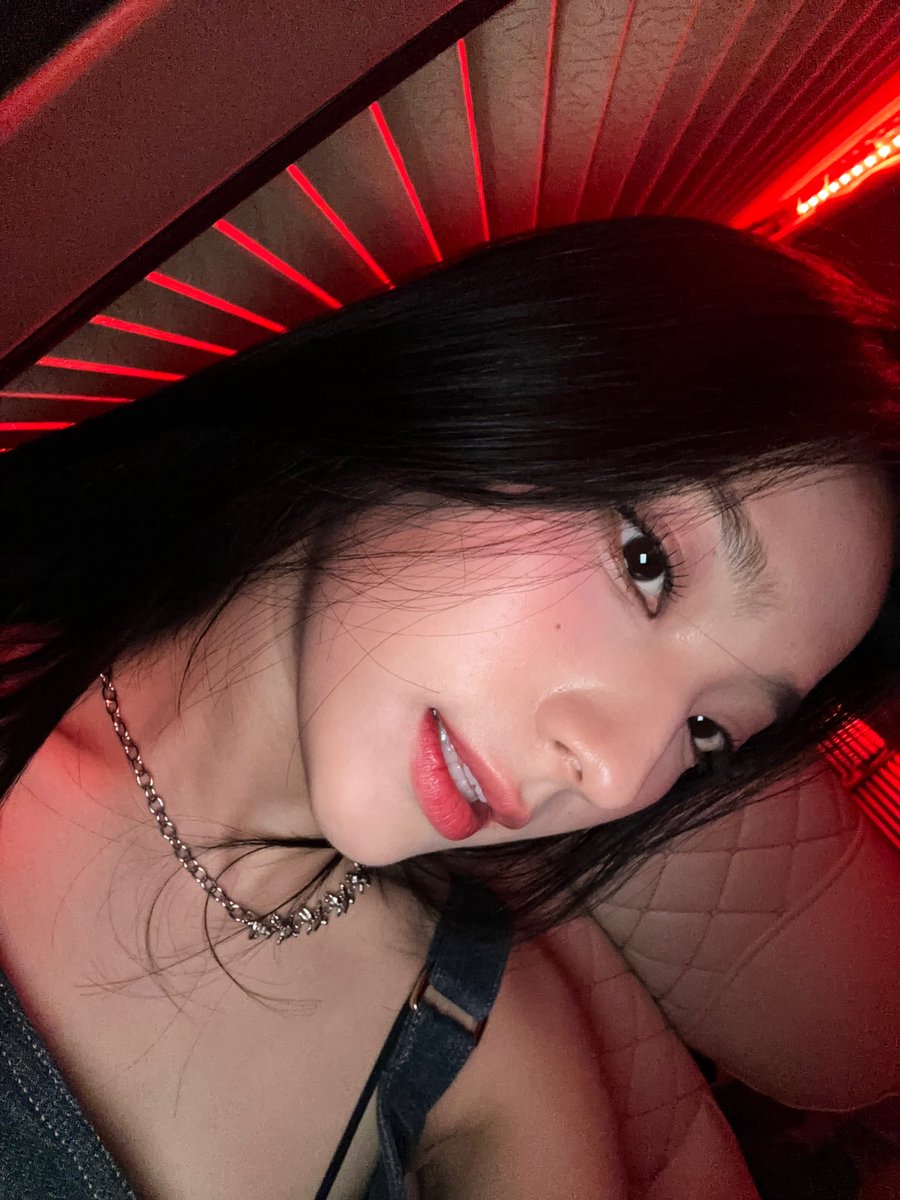 romface0107's tweet photo. #이새롬 #leesaerom #이새롬얼굴 https://t.co/bgit2iFBa4