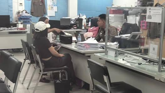 Update: Thai police have now obtained an arrest warrant.

A Pattaya court has approved a warrant for Gaopeng Gong, a 38 yr old Chinese national, in the abduction and robbery of a Chinese female real estate agent in Nong Prue, Chonburi, Thailand. Police say he posed as a