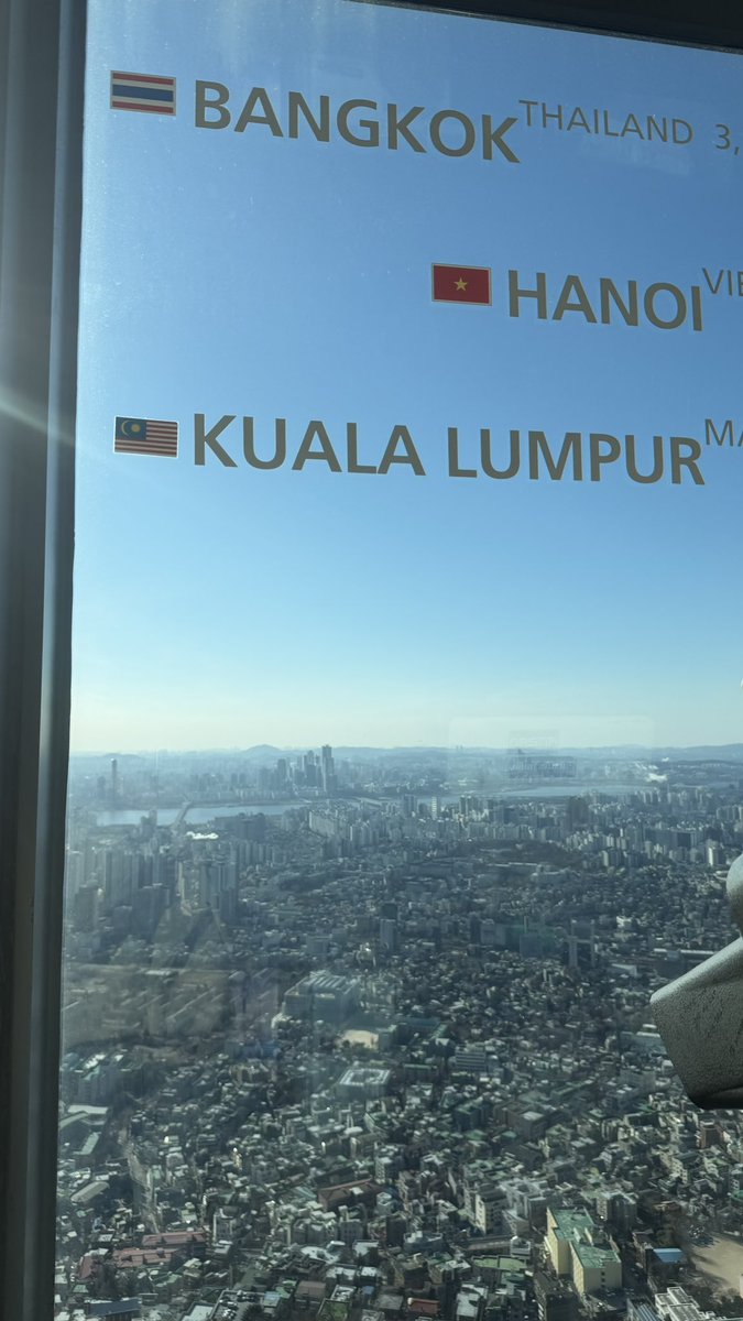 itz_luun's tweet photo. 韓国で素敵な年末年始を過ごしました。
マレーシア生活が恋しいです。😓 https://t.co/WULU5FTBvj