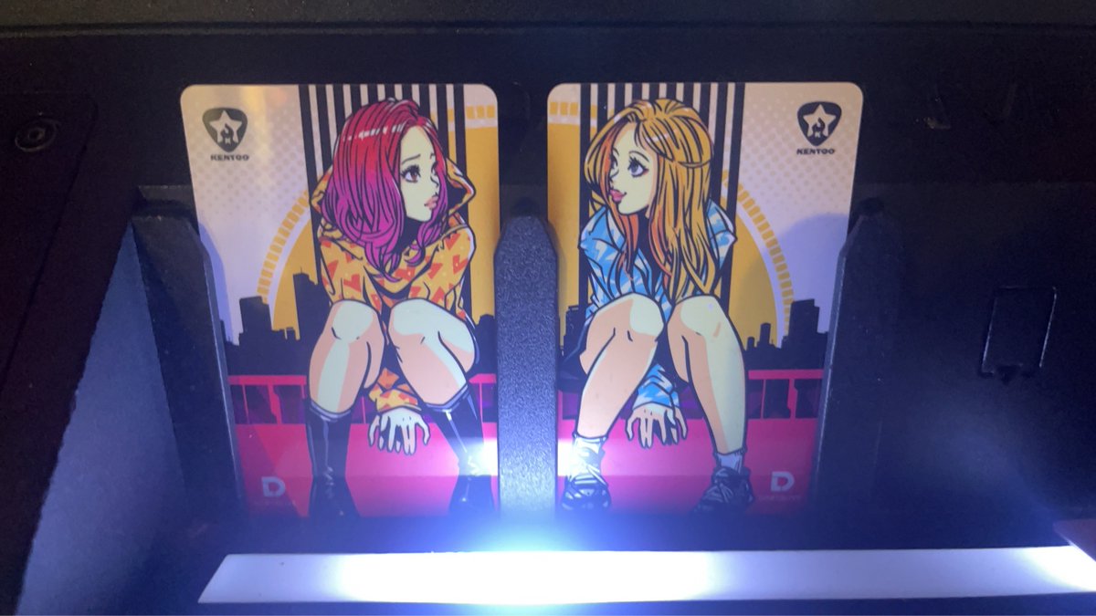 Key_____ch's tweet image. このダーツライブのカードのデザイン好き