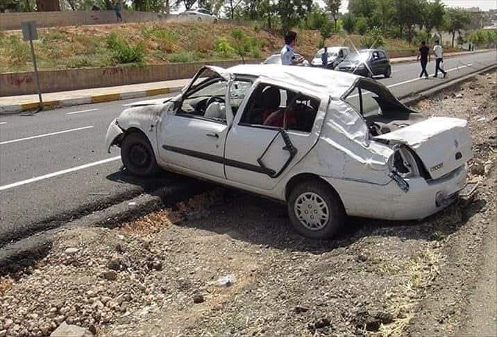 İMAMIN ÖLÜMÜ...😢 

Agustos 2020'de çok sevdiğim dostumu kaybettim, İstanbul dışında olduğumdan malesef cenazesine gelemedim. 
Allah'ım rahmet eylesin .
      CAMİMİZİN İMAMI idi.
Çok iyi hafızdı. 
Namazları hep hatimle kıldırırdı. 
Çok sevilen sayılan 40'lı yaşlarda değerli bir