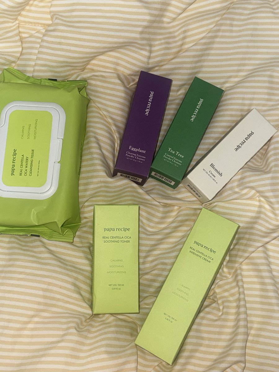 RT 💟성진이 생일맞이 이벤트 💟
팬싸 응모로 파파 제품 이미 한가득인데 마뎅이라고 파파 또 선물 받아버린 저에요…. 🥹 RT 하신 분들 중 세 분 뽑아서 효소클렌저+시카제품 + 약간의 덤 ! 보내드릴게용 🫶🏻🐻

🐻 당발 1월 16일 성진시
🎂국내 마이데이 한정 gs 반택 가능하신 분