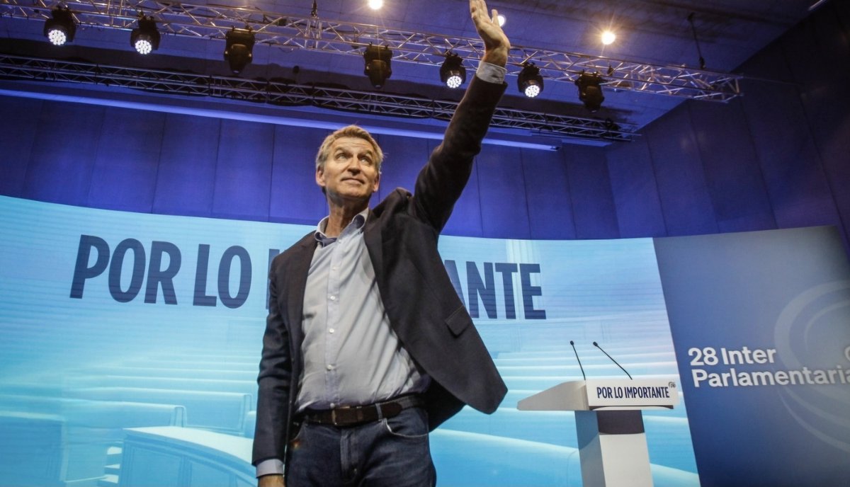 El <a href="/ppopular/">Partido Popular</a> clausura la Interparlamentaria en A Coruña reafirmando una alternativa firme para España.
Frente a la cesión, el desgobierno y la división, el PP ofrece unidad, reformas y estabilidad, con un liderazgo sólido al frente: <a href="/NunezFeijoo/">Alberto Núñez Feijóo</a>.
<a href="/ppandaluz/">PP de Andalucía</a> <a href="/PPdeSevilla/">PP de Sevilla</a>