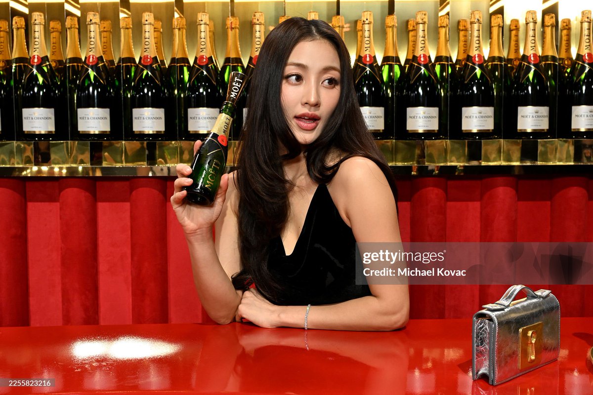 TWICE BRASIL tweet media