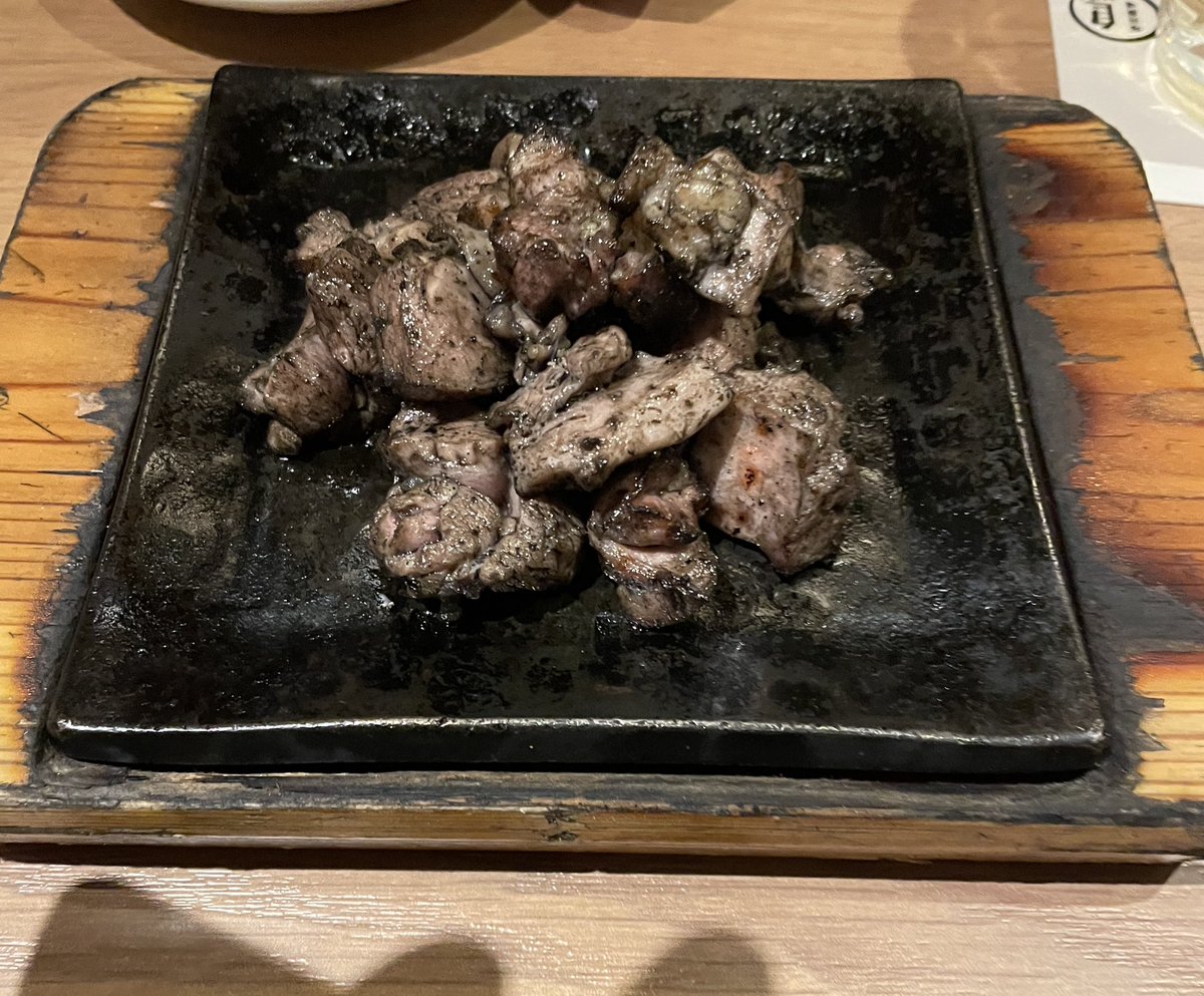 Take6wTagaC's tweet photo. 東京最後のディナー、塚田農場に行ってきた！
全ての飯、酒、デザートの質が高くて最高だ。良き旅行でした☺️ https://t.co/UaCYBigQqk