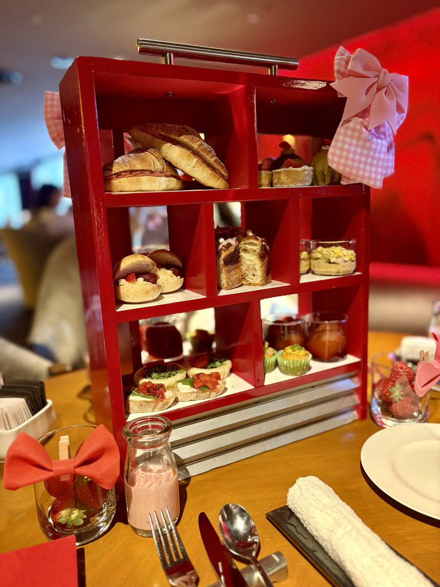 定期開催になってきた和装女子会💕
情報交換しながら着付けの練習したら、アフヌンでスイーツと幸せなお話でお腹いっぱいに(⸝⸝⸝´꒳`⸝⸝⸝)❁⃘*.ﾟ
ハピハピな時間をありがとうございました✨️
次回はまた4人でね！！！