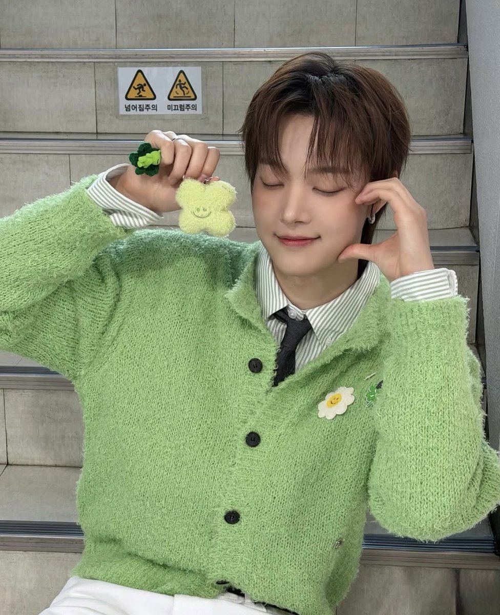 &team ej ウィジュ ❤️‍🔥NEW❤️‍🔥// EJ君のNEW POSTです🕺🍊 🎵 what it izzz 髪が