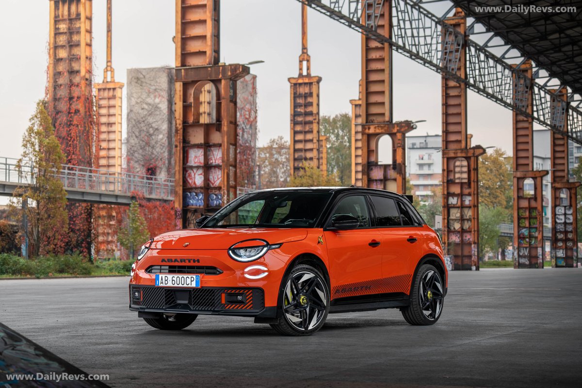 dailyrevs's tweet photo. 2025 Fiat Abarth 600e Competizione | DailyRevs

Most powerful series-production Abarth ever, with 280 PS and a clear motorsport focus.

Hardware upgrades target handling and driver involvement rather than headline theatrics.

#abarth #FIAT600e #600e #dailyrevs https://t.co/X3arBB1bbf