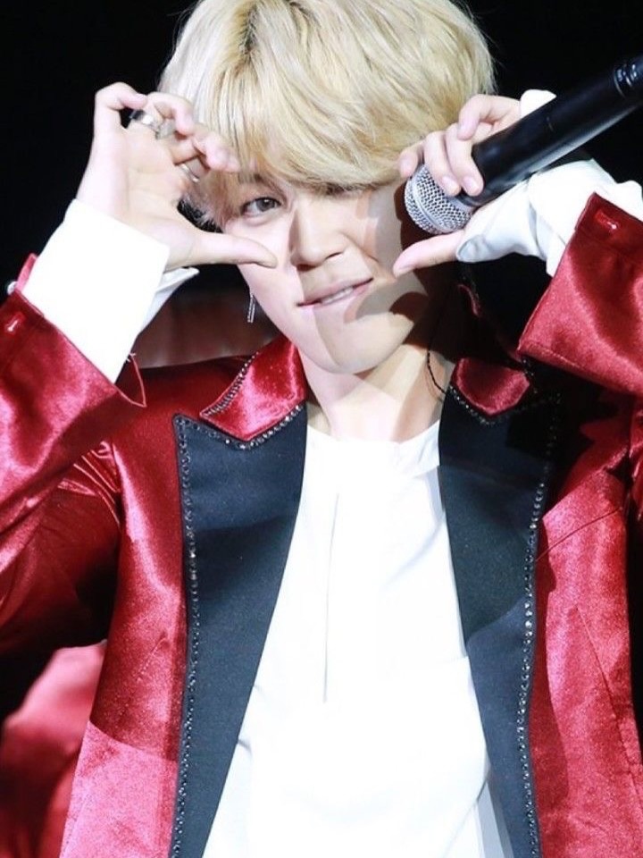 I know you already know that I love you, but I love you more than you know.♥️

GM 🌸
Happy New Week! 🌹

#JIMIN