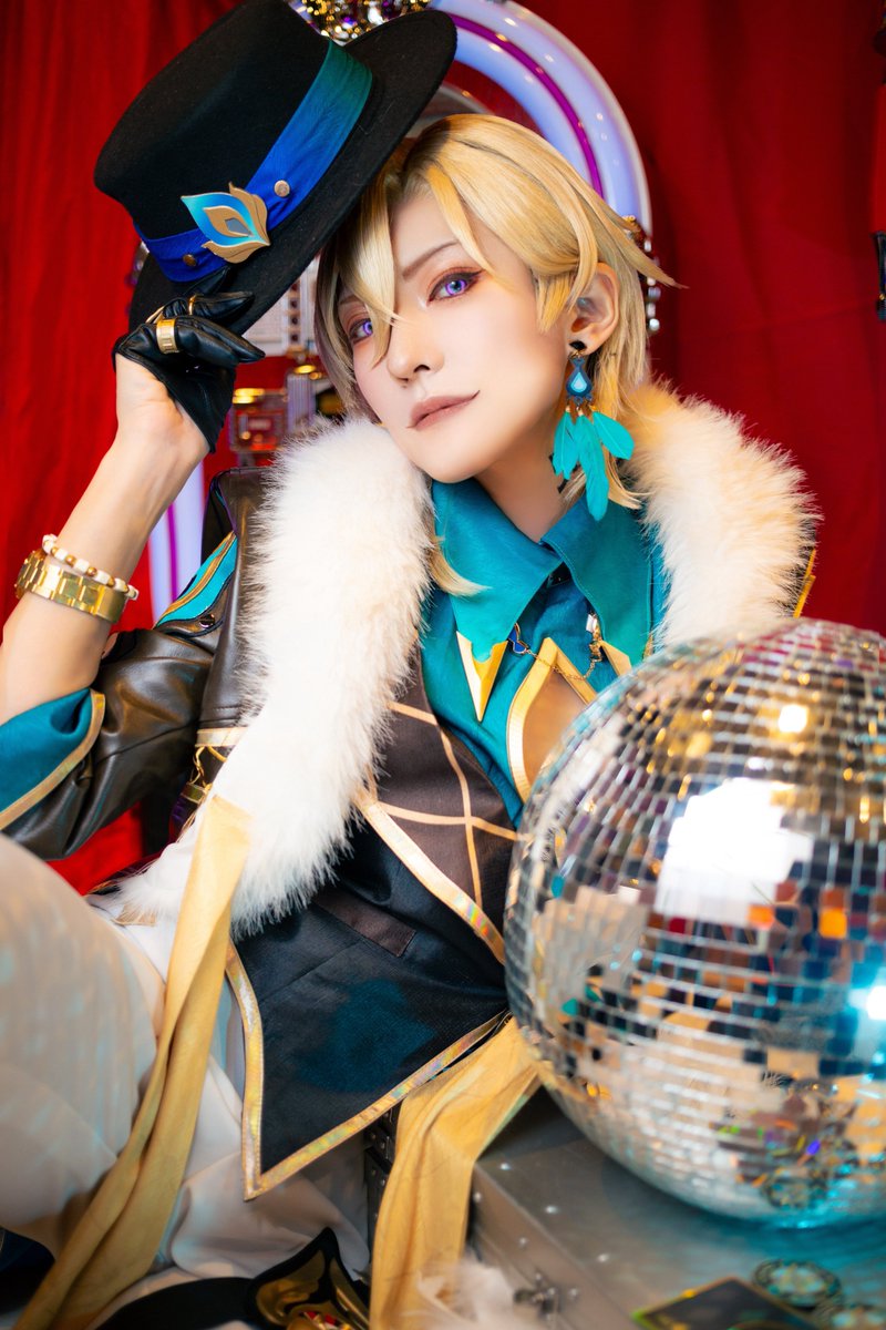 renxsuke's tweet photo. 崩壊スターレイル/アベンチュリン

photo:ame https://t.co/5ljM4JyiRN