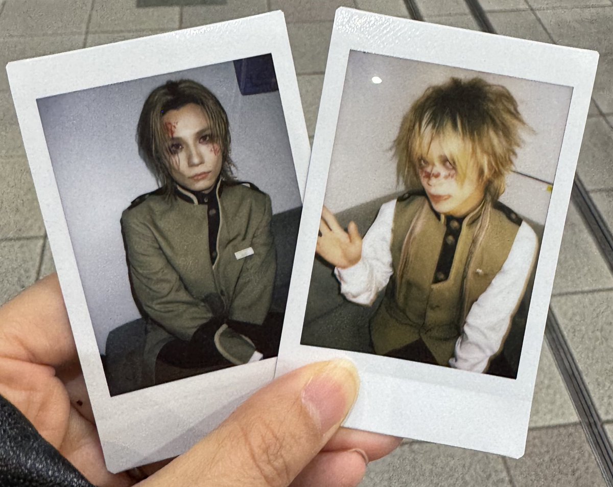 kertom0707's tweet photo. 【お譲り・交換】
vistlip 智バ チェキ
The Write: Jack’s Crimson Room

1/12 Veats Shibuya

譲→Yuh、海、瑠伊、Tohya

求　定価＋送料 or 智

纏めての方を優先させて頂きます。
リプライ、DMよりどうぞ。 https://t.co/N8Gzw4zJay