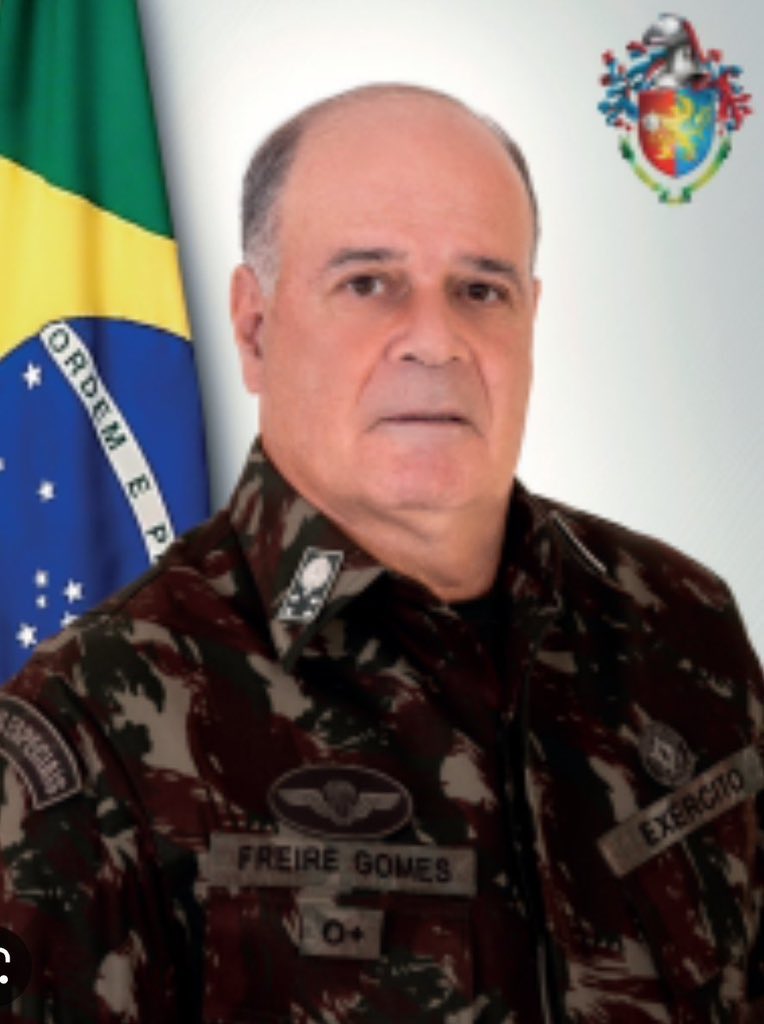 rafacouto1988's tweet image. Dia 1107
Todos os dias desses 4 anos irei postar a lista dos covardes que entregaram o nosso país a comunistas! As FFAA só irão servir para pintar meio fio e bater continência a bandidos
 VERGONHA COVARDES
-Freire Gomes
-Baptista Júnior 
-Hamilton Mourão
-Gustavo H. Dutra