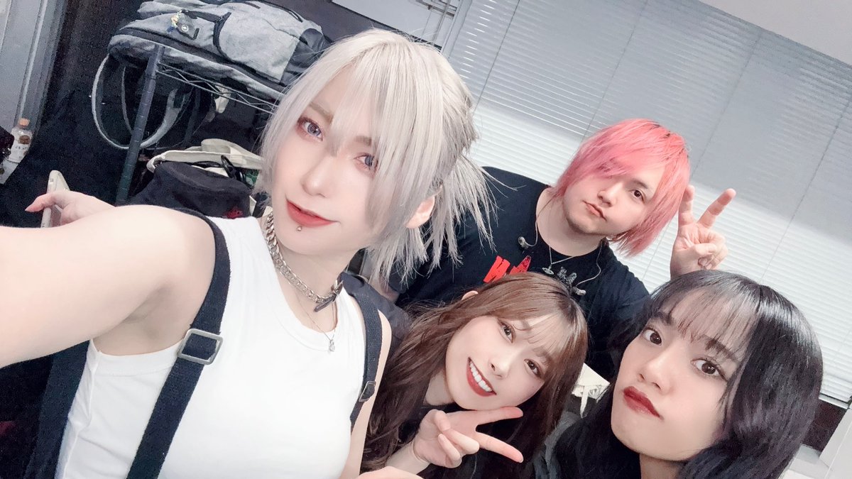 29+dimensioN.OFFICIAL tweet media