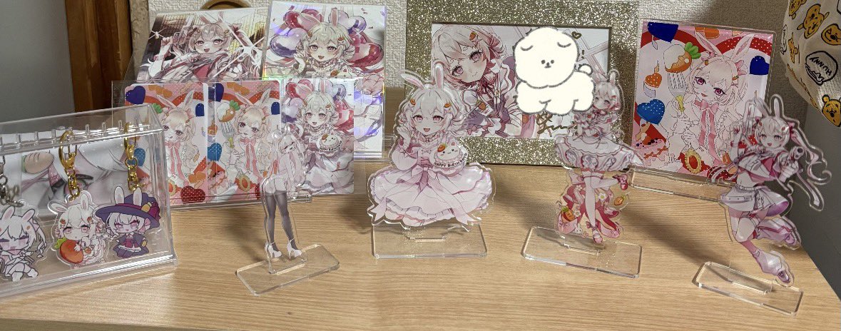 お迎え🩷🩷🩷
今回のグッズも激かわ過ぎしました🥕
コレクションがどんどん増えていくの嬉しい🫶🏼

<a href="/usari_yuni/">兎莉ゆに 🎀🥕</a>