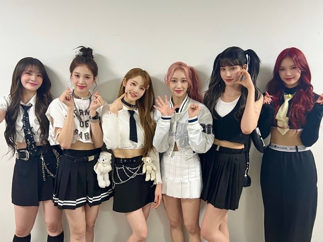 _bubblecore's tweet image. Hoy es el #𝟚ʼ番ꕀ𝔄nn𝕚𝑣ersa͟r𝕪 y nosotras ya estamos listas para dar la mejor presentación en la #𝑚us𝖍ro͞o𝕞Ⱄᰍ𝑣𝕚𝐥𝐥agǝ qué gracias a los ceitos de @mushroom_ent podemos escapar de la ciudad. 

𝐛ubb𝕝e 𝕥ea お茶🧋ུ⠀