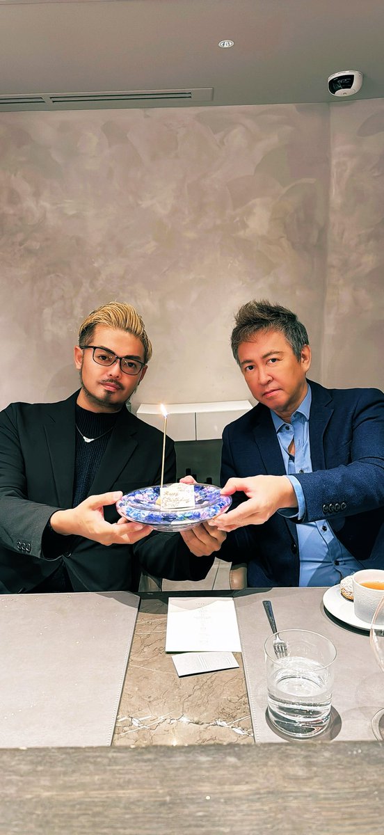zerda777's tweet photo. お誕生日ディナーをご馳走になりました☺️
素敵な時間を有難う御座いました☺️
#CIRPAS
#白金台 https://t.co/0fszl4x0NC