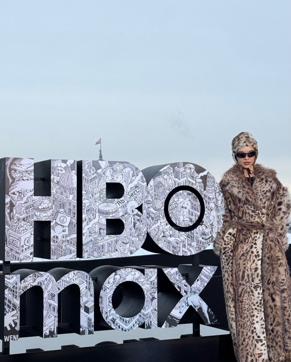 King_Maegor's tweet photo. El elenco de El Caballero de los Siete Reinos en Berlín para el evento de lanzamiento de HBO. https://t.co/CKdyLiGrHK