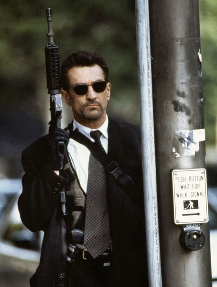 Robert De Niro on the set of Heat, 1995
