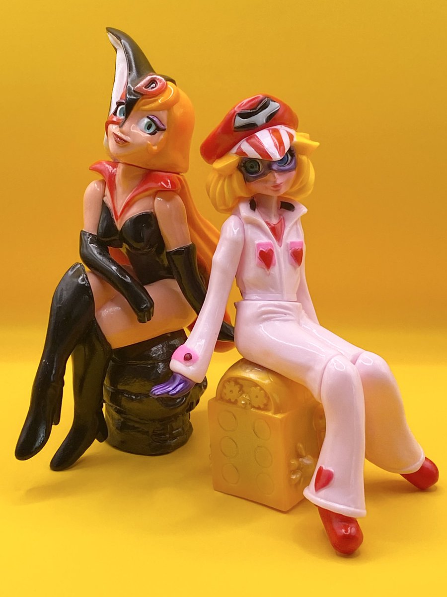 ヒカリトイズ　ドロンジョ&ヤッターマン2号ソフビセット ドロンジョ様(なぜか敬称をつけたくなる)とヤッターマン2号は2/8の