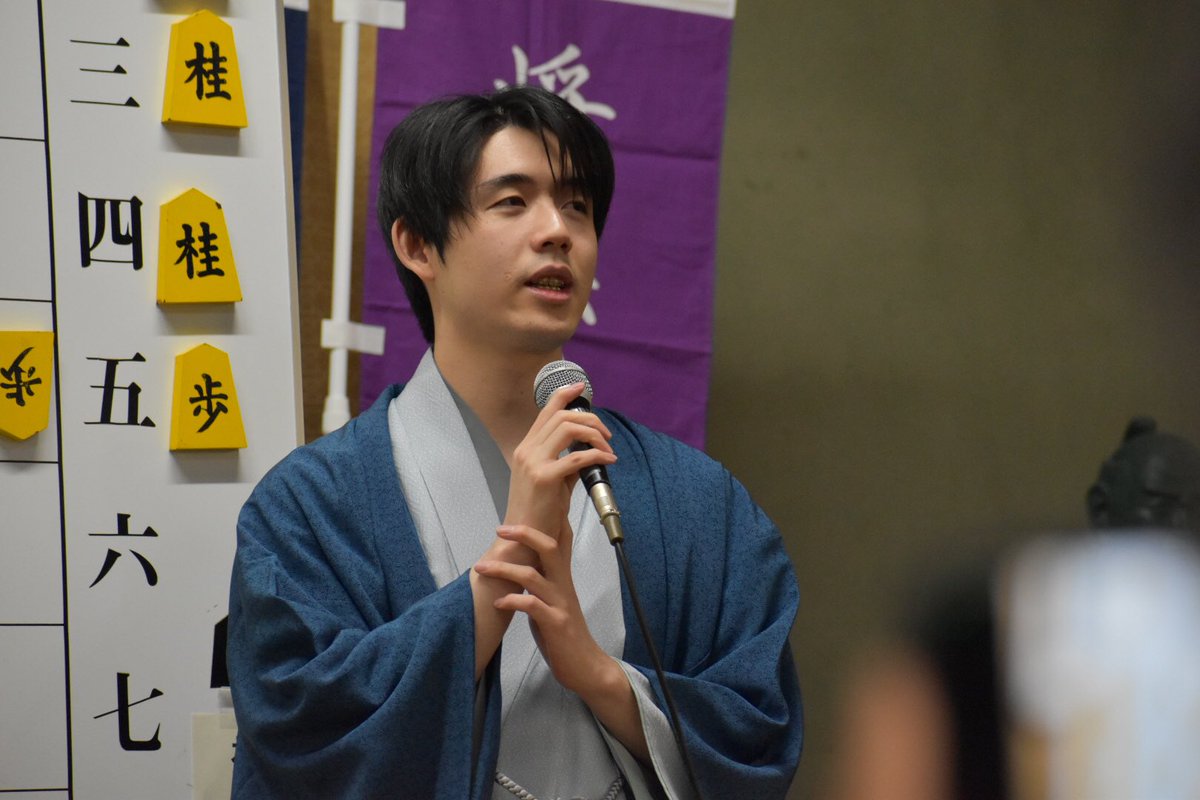 永瀬先生、勝利おめでとうございます🎊🎊🎊㊗️
聡太先生、おつかれさまでした！！
本当に大熱戦で、胸が熱くなりました！！

両先生が対局後に挨拶に来てくださり、間近で見ることが出来て感激🥺✨
楽しい大盤解説会、ありがとうございました😊