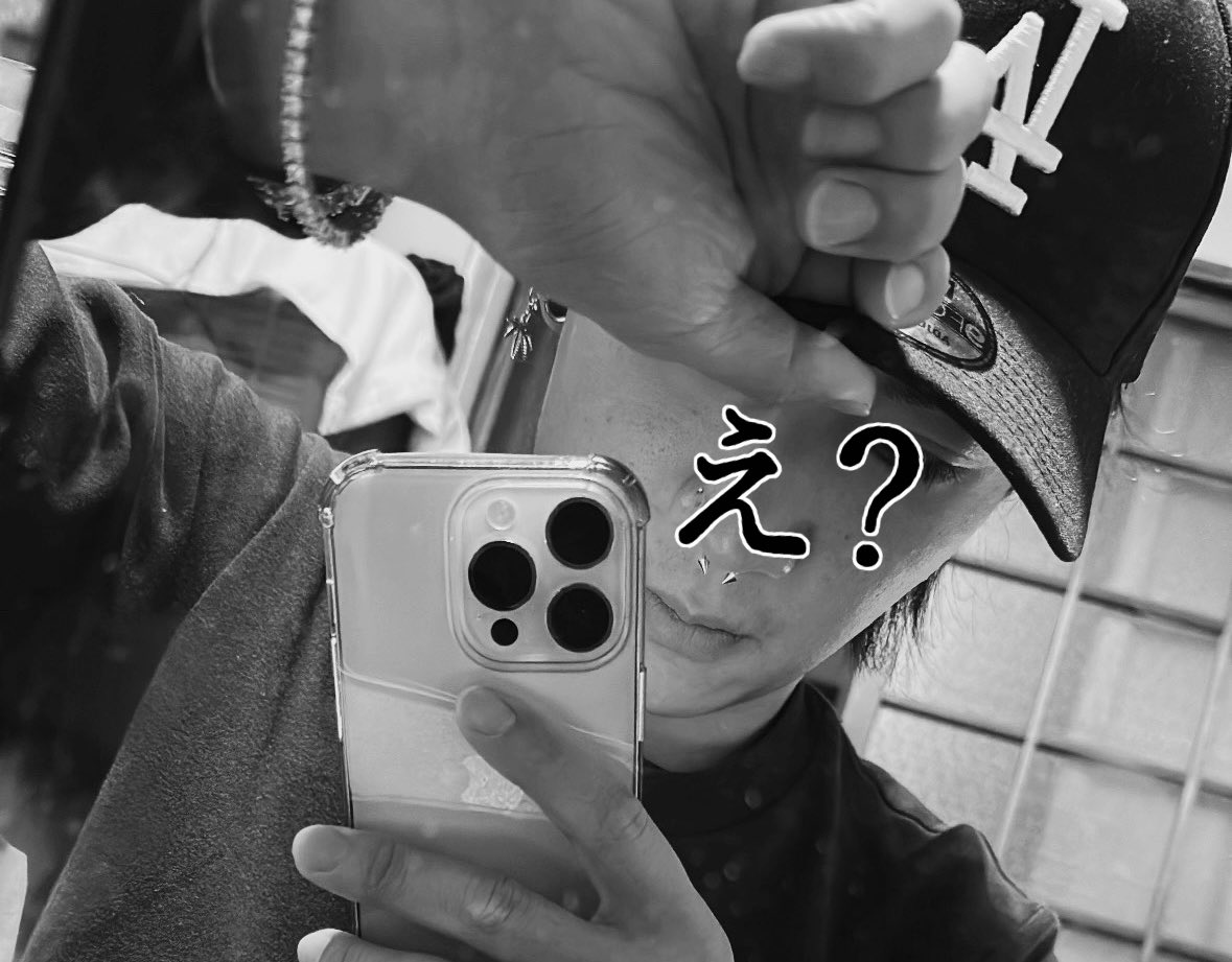 定期”
ピアス空けたい欲来て👵の家で
セプタムあけた(・∀・)
久々のニードル、穴切り裂かれて
広がってく感じ気持ち悪かった🫩