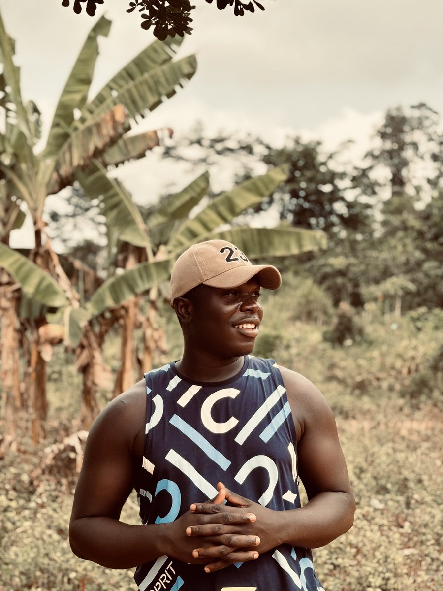 AkosahAndrew's tweet photo. “A smart man makes a mistake, learns from it, and never makes that mistake again. But a wise man finds a smart man and learns from him how to avoid the mistake altogether.” 

– Roy Williams https://t.co/v2H5cqRHIy