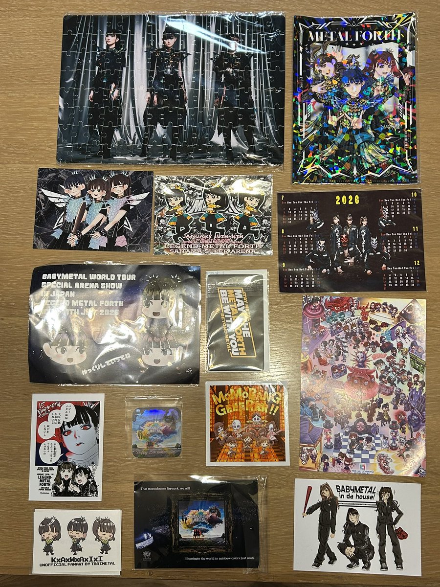 Yoshi1970Metal's tweet photo. 1/10超ピット、1/11並ピットで参加しました。
ライブはもちろん最高だったけど、朝から会場周辺でメイトさんと会話するのがとても楽しかったdeathね。
みんなの手作りのグッズ…、毎回凄いなって感心します。
皆さん、ありがとう。

#BABYMETAL #WORLDTOUR2026
#SSA https://t.co/SfeKK64ErG