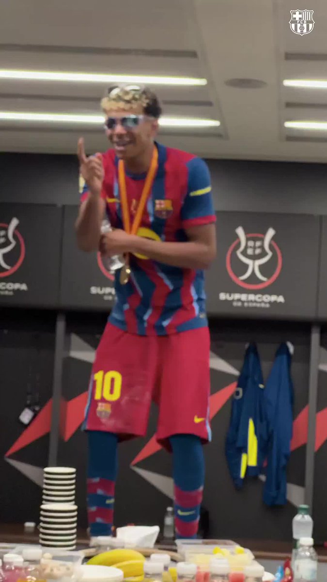 DJ Lamine Yamal se charge de mettre l'ambiance 🔉