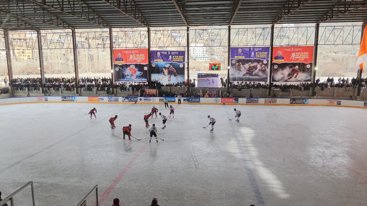 airnewskargil's tweet photo. 🏒❄️ 5th LG Cup Ice Hockey Tournament was inaugurated at Ice Hockey Rink, Biamathang, Kargil with a ceremonial puck drop by CEC @LAHDC_Kgl @drajaffer along with Chief Secretary UT Ladakh @ashishkundra
#LGCup #IceHockey
@prasarbharti @ddnewsladakh @airnewsalerts @AIRNewsHindi https://t.co/HWDPrLQHUN