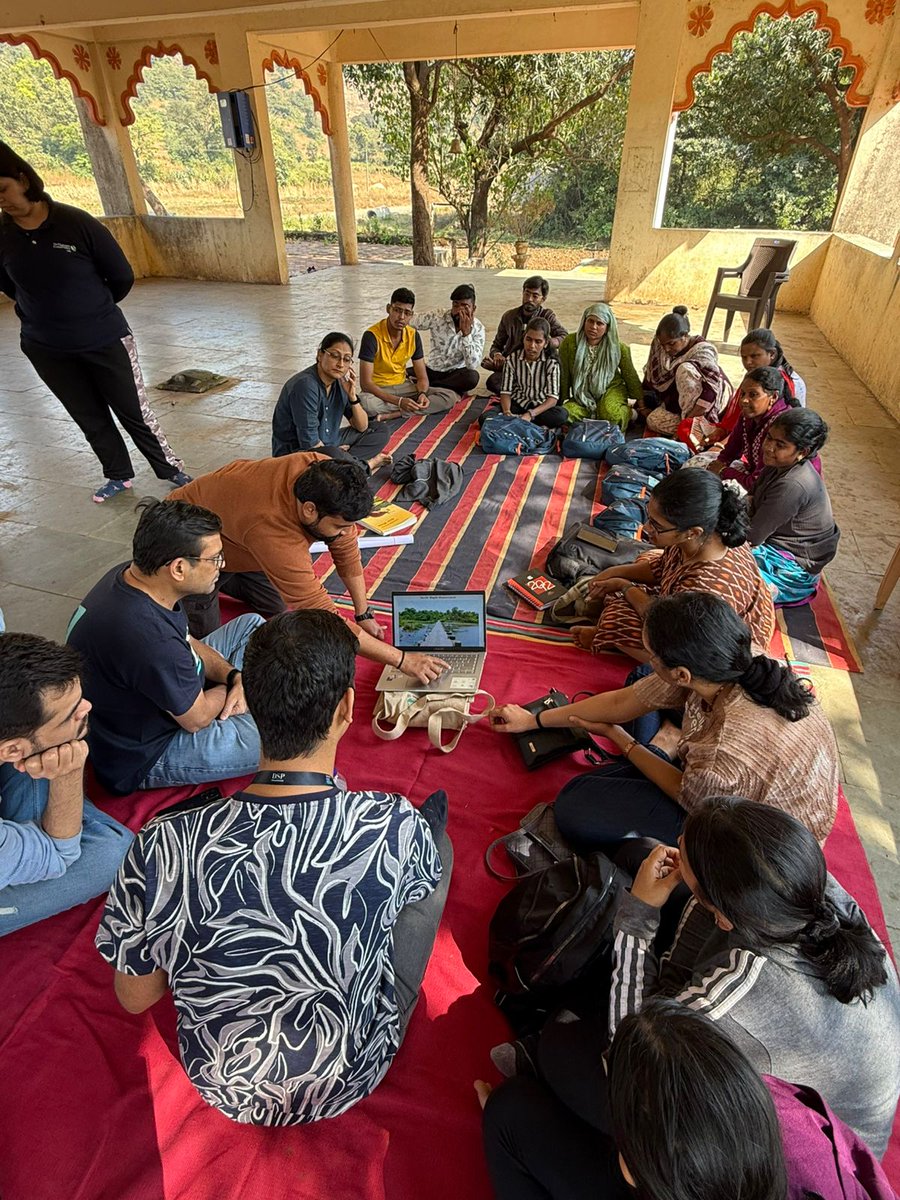 dspmf's tweet image. Restoring rivers starts with communities.
Team DSP visited the River Bhima Project in Pune implemented by @nature_org which uses nature-based solutions and citizen science to revive freshwater ecosystems.

#DoGood: hosturl.link/FQevBM