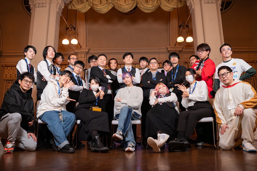 あかつき tweet media