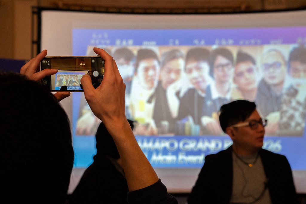 あかつき tweet media