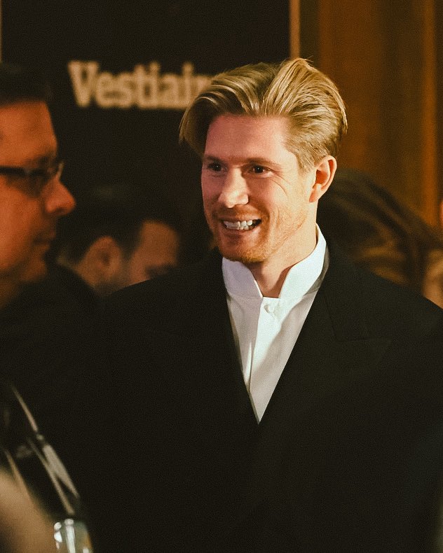 KevinDeBruyne's tweet image. What a night! Very honoured to be inducted into the Belgian Hall of Fame. ⭐️