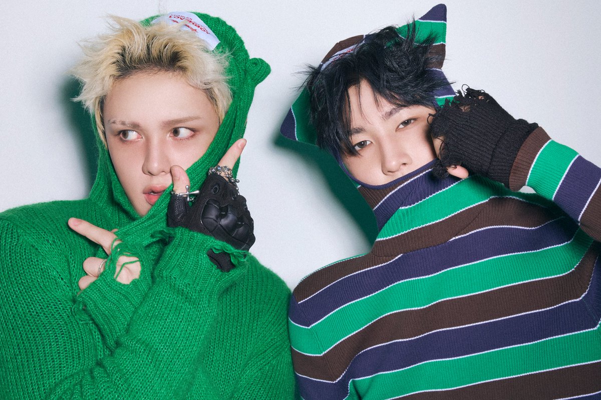 AxMxP_official's tweet image. No rules. Just our rhythm.

AxMxP 1st Mini Album [Amplify My Way]
⚠️ 2026.01.21 6PM (KST)

#AxMxP #에이엠피
#AmplifyMusicPower #AmplifyMyWay